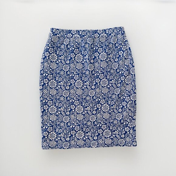 41 Hawthorn Blue White Floral Stretch Knit Pull on Pencil Skirt Small - Picture 1 of 5